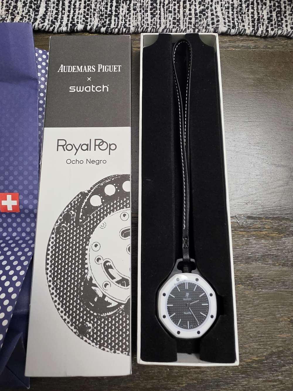 Audemars Piguet Royal Pop Ocho Negro Black and White Wearable